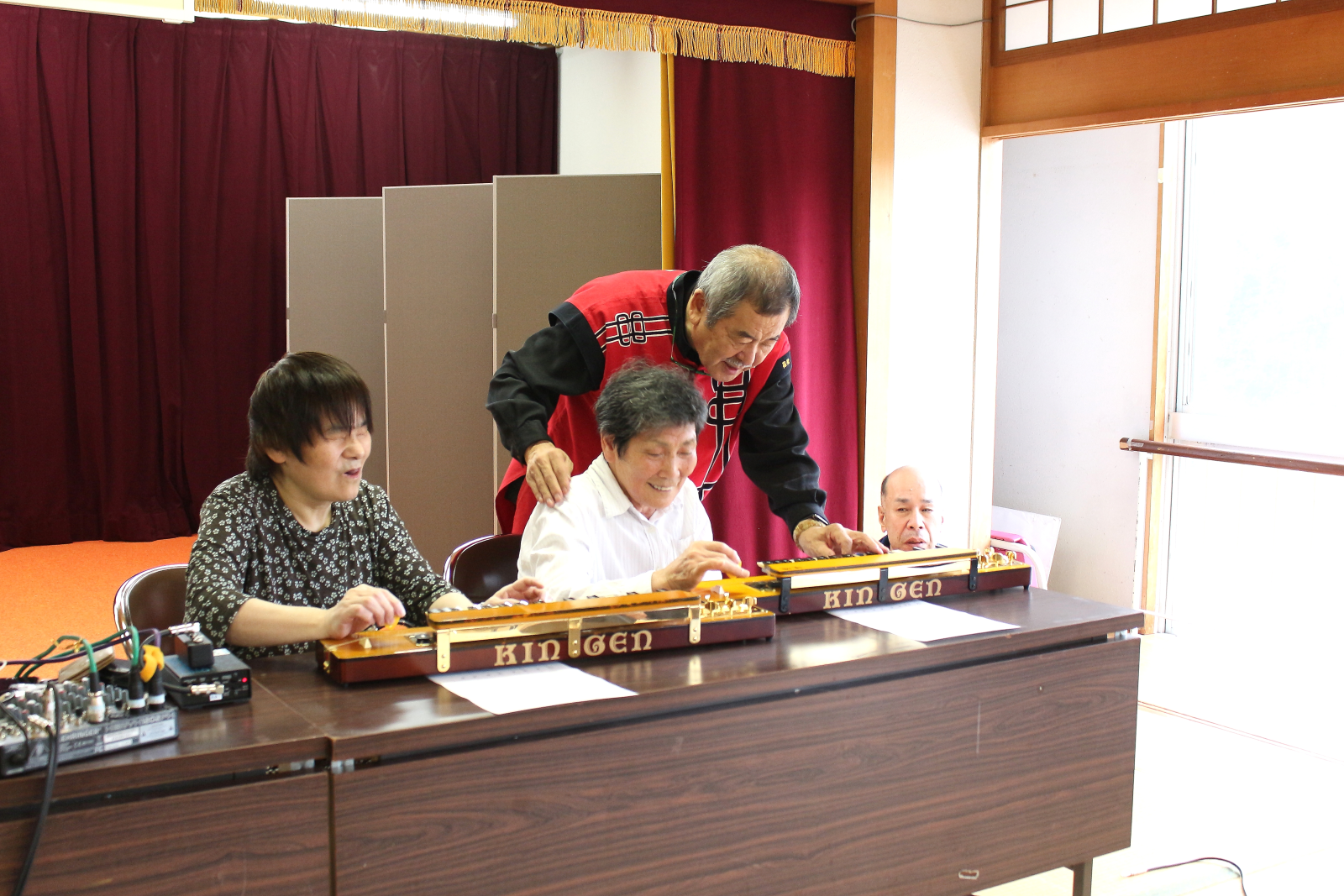 聞いて奏でる音楽会